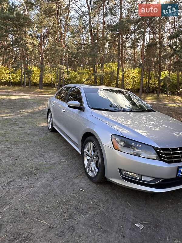 Седан Volkswagen Passat 2012 в Кропивницком
