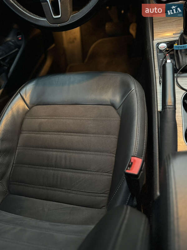 Седан Volkswagen Passat 2014 в Ровно фото 33 Седан Volkswagen Passat 2014 в Ровно