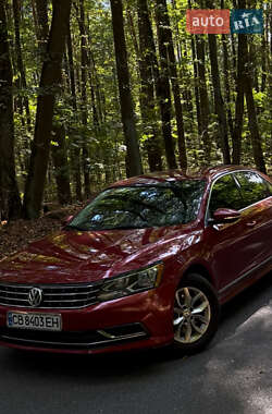 Седан Volkswagen Passat 2016 в Киеве