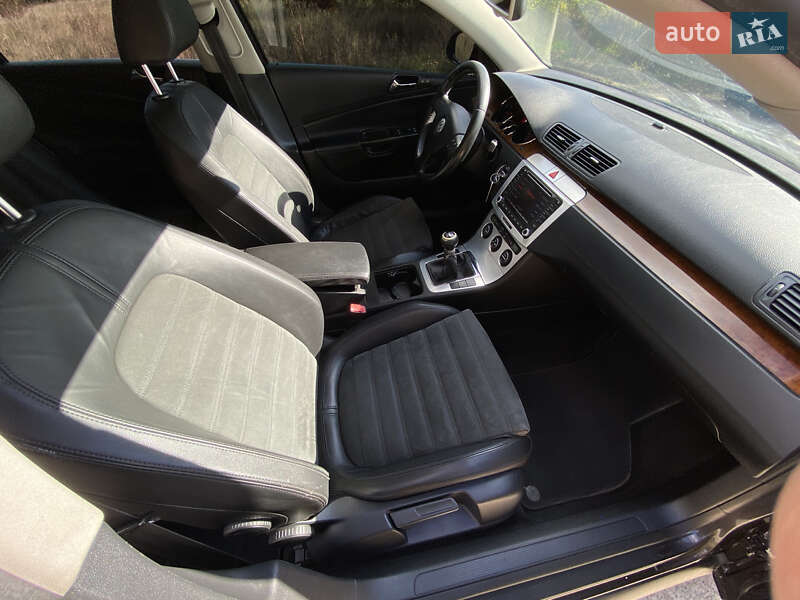 Седан Volkswagen Passat 2008 в Києві фото 33 Седан Volkswagen Passat 2008 в Києві
