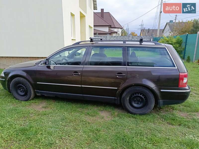 Универсал Volkswagen Passat 2004 в Луцке