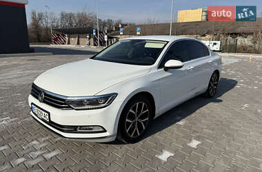 Седан Volkswagen Passat 2017 в Кривому Розі