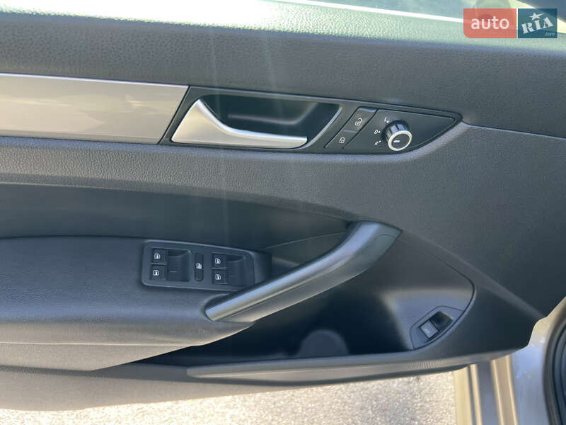Седан Volkswagen Passat 2015 в Вінниці фото 61 Седан Volkswagen Passat 2015 в Вінниці