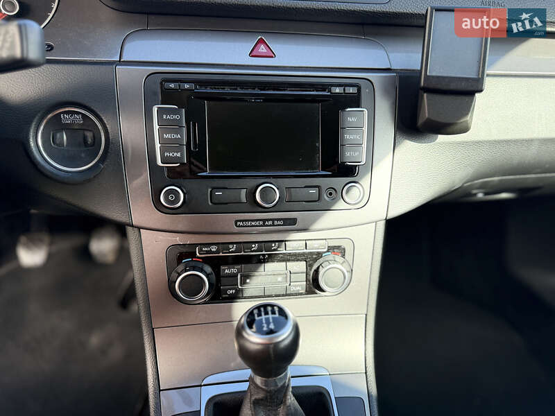 Универсал Volkswagen Passat 2010 в Ровно фото 16 Универсал Volkswagen Passat 2010 в Ровно