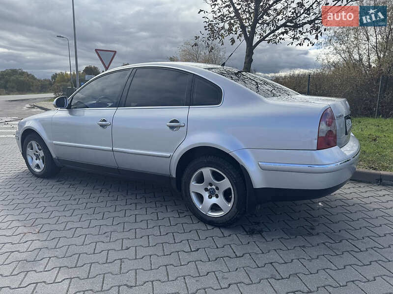 Седан Volkswagen Passat 2005 в Ивано-Франковске