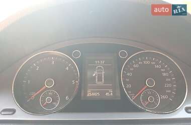 Универсал Volkswagen Passat 2010 в 