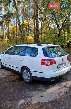 Универсал Volkswagen Passat 2010 в 