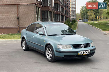 Седан Volkswagen Passat 2000 в Чернигове