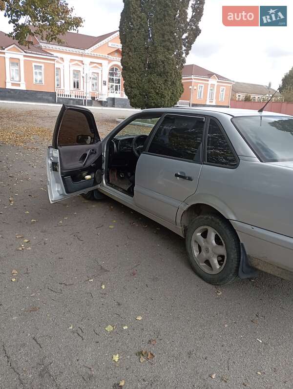 Седан Volkswagen Passat 1994 в Хмільнику фото 13 Седан Volkswagen Passat 1994 в Хмільнику