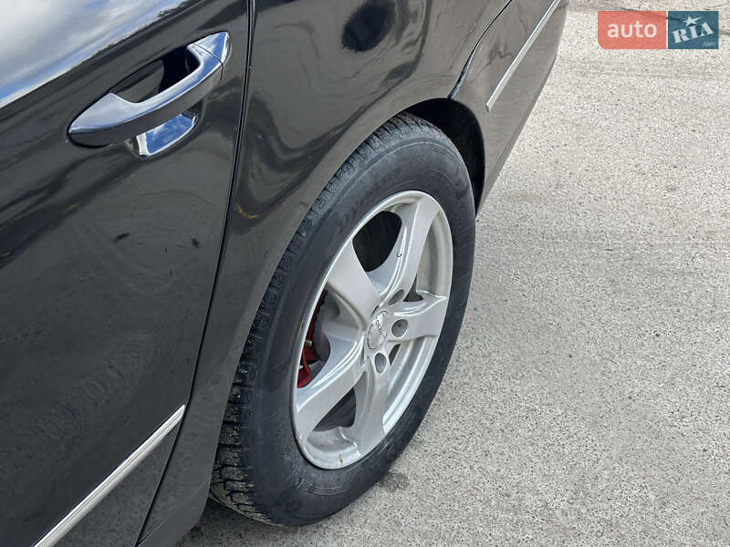 Универсал Volkswagen Passat 2006 в Ровно