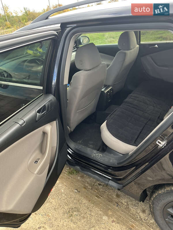 Универсал Volkswagen Passat 2010 в Калуше фото 11 Универсал Volkswagen Passat 2010 в Калуше