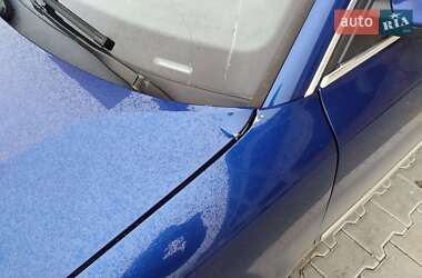 Седан Volkswagen Passat 2003 в 