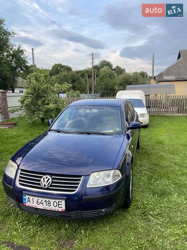 Седан Volkswagen Passat 2002 в Народичах