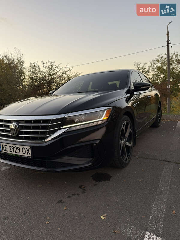 Седан Volkswagen Passat 2021 в Кривом Роге