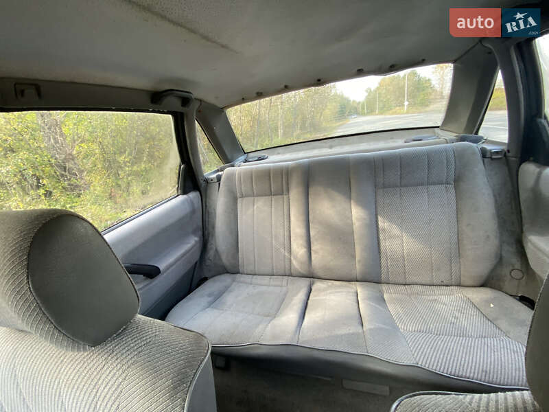 Седан Volkswagen Passat 1989 в Черновцах