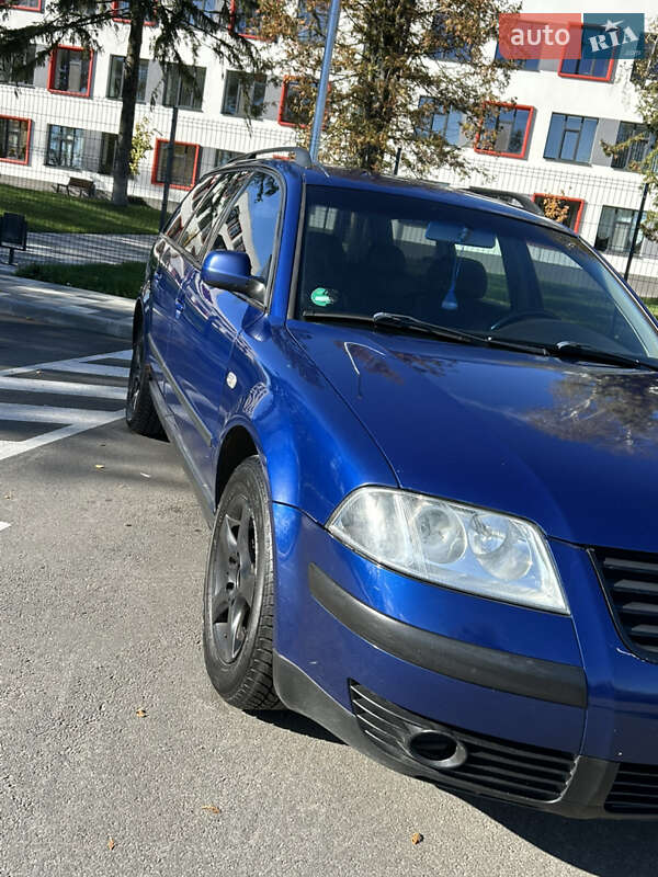 Універсал Volkswagen Passat 2001 в Бородянці