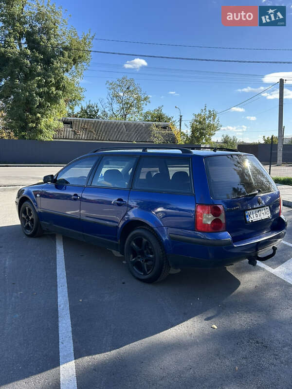 Універсал Volkswagen Passat 2001 в Бородянці