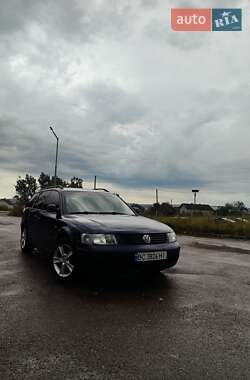 Універсал Volkswagen Passat 1999 в Львові