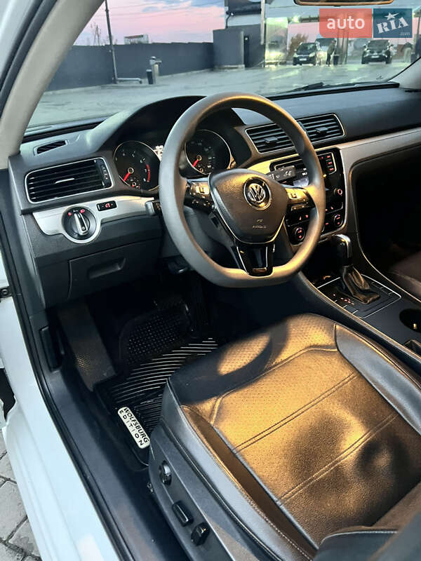 Седан Volkswagen Passat 2016 в Ивано-Франковске фото 22 Седан Volkswagen Passat 2016 в Ивано-Франковске