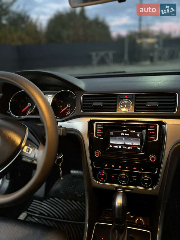 Седан Volkswagen Passat 2016 в Ивано-Франковске фото 27 Седан Volkswagen Passat 2016 в Ивано-Франковске