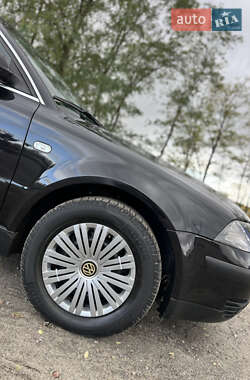 Универсал Volkswagen Passat 2003 в 