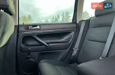 Универсал Volkswagen Passat 2003 в 