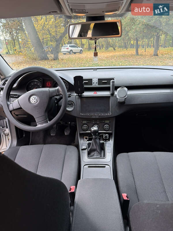 Седан Volkswagen Passat 2006 в Чернигове