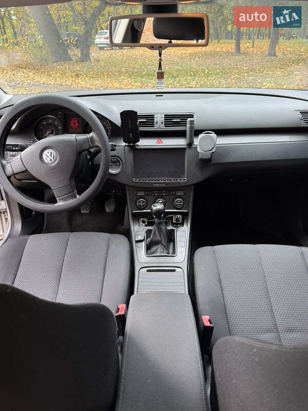 Седан Volkswagen Passat 2006 в Чернигове