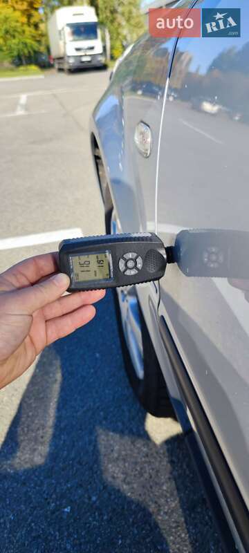 Седан Volkswagen Passat 2002 в Киеве