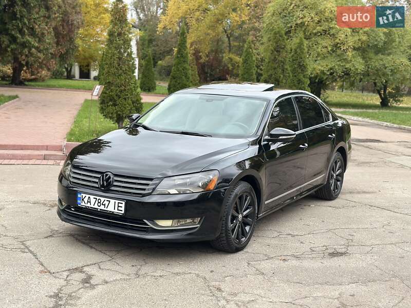 Седан Volkswagen Passat 2011 в Киеве