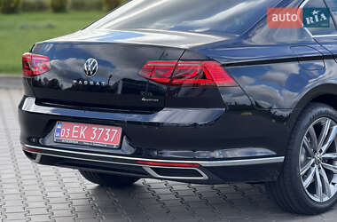 Седан Volkswagen Passat 2020 в 