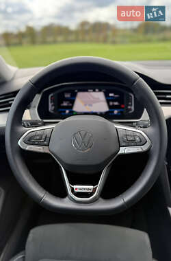 Седан Volkswagen Passat 2020 в 
