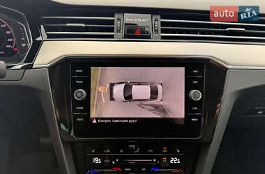 Седан Volkswagen Passat 2020 в 