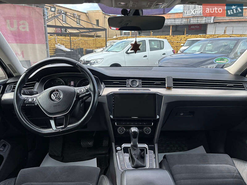 Універсал Volkswagen Passat 2017 в Запоріжжі