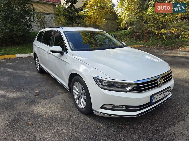 Универсал Volkswagen Passat 2016 в Буче