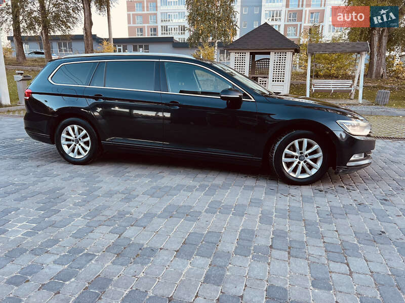 Універсал Volkswagen Passat 2015 в Тернополі