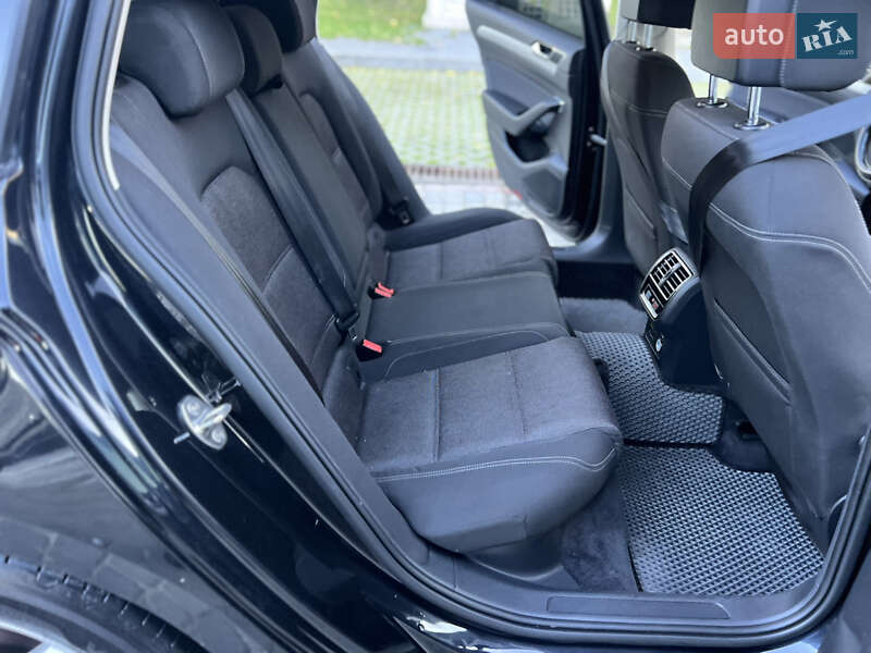 Універсал Volkswagen Passat 2015 в Тернополі