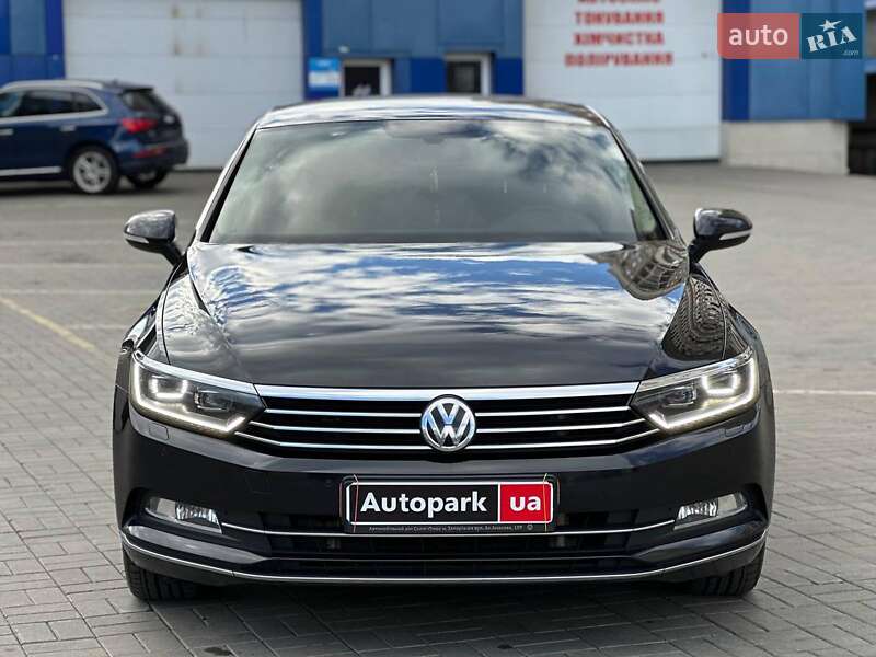 Седан Volkswagen Passat 2017 в Одессе