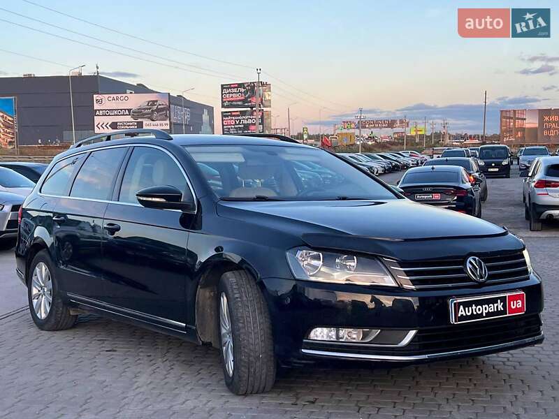 Універсал Volkswagen Passat 2011 в Львові фото 3 Універсал Volkswagen Passat 2011 в Львові