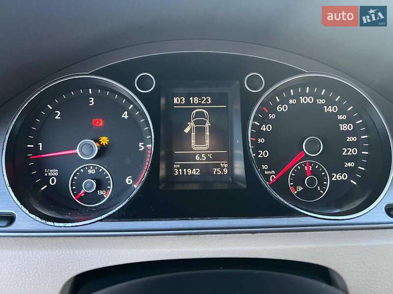 Універсал Volkswagen Passat 2011 в Львові фото 22 Універсал Volkswagen Passat 2011 в Львові