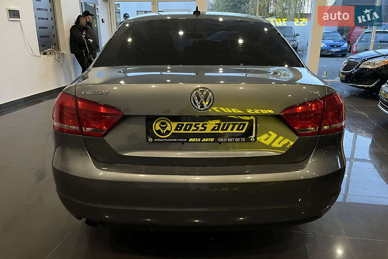 Седан Volkswagen Passat 2015 в Шептицькому