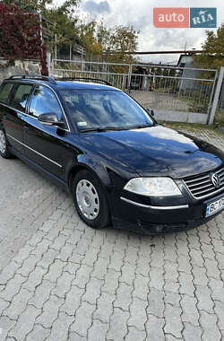 Універсал Volkswagen Passat 2004 в Львові