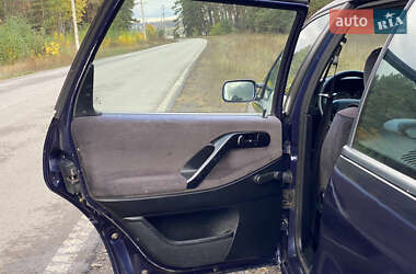 Универсал Volkswagen Passat 1995 в 