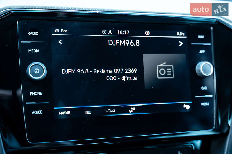 Универсал Volkswagen Passat 2021 в Киеве