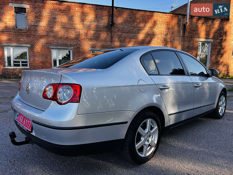 Седан Volkswagen Passat 2006 в Лубнах