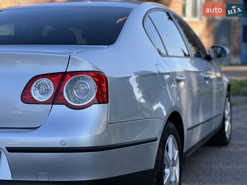 Седан Volkswagen Passat 2006 в Лубнах