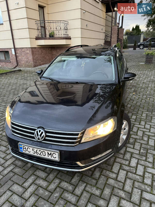 Универсал Volkswagen Passat 2011 в Золочеве фото 4 Универсал Volkswagen Passat 2011 в Золочеве