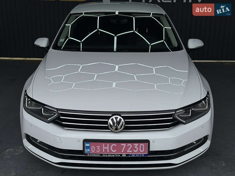 Седан Volkswagen Passat 2016 в Тячеве фото 14 Седан Volkswagen Passat 2016 в Тячеве
