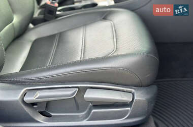 Седан Volkswagen Passat 2015 в 