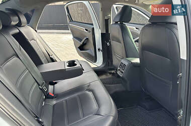 Седан Volkswagen Passat 2015 в 